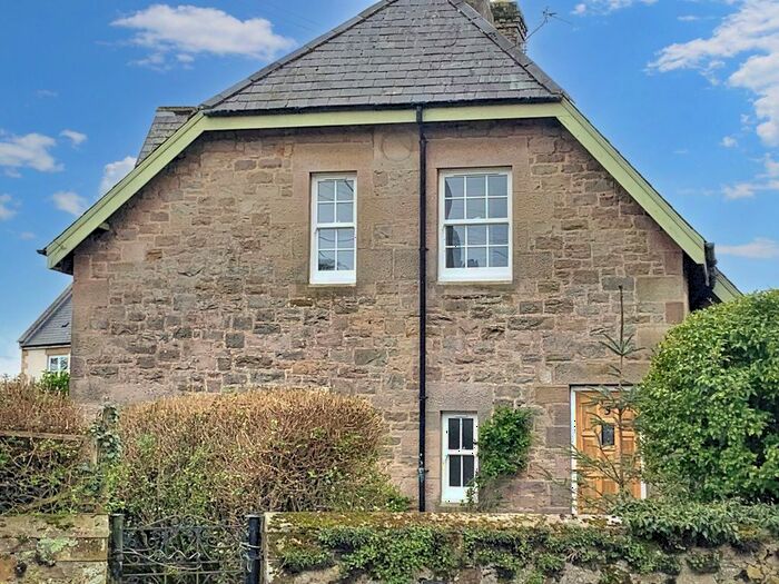 2 Bedroom Cottage To Rent In The Wynding, Beadnell, Chathill, NE67