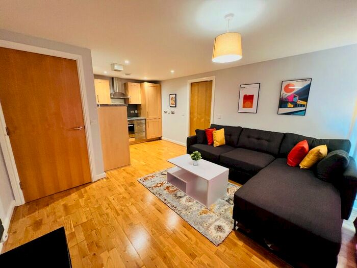 2 Bedroom Flat To Rent In Ollerton Court, Manchester Road, Old Trafford, M16