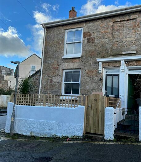 2 Bedroom End Of Terrace House To Rent In Alma Place, Penzance, TR18