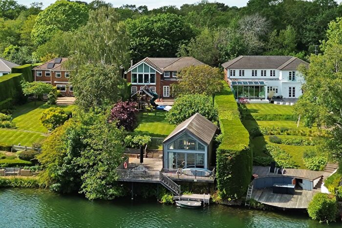 6 Bedroom Property To Rent In Heathfield, Cobham, Surrey, KT11