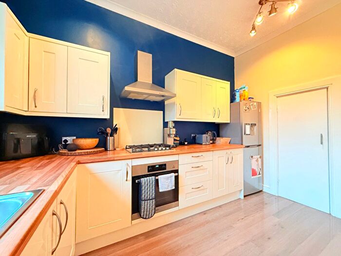 2 Bedroom Flat For Sale In Exeter Street, Coatbridge, ML5