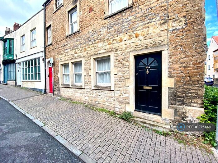 2 Bedroom Flat To Rent In Catherine Street, Frome, BA11