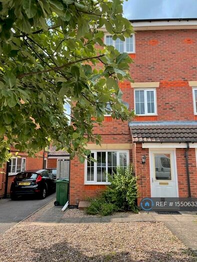 3 Bedroom Semi-Detached House To Rent In Adam Dale, Loughborough, LE11