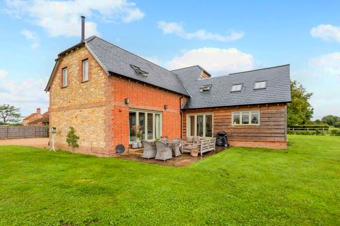 5 Bedroom Barn To Rent In Park Lane Stanford In The Vale, SN7