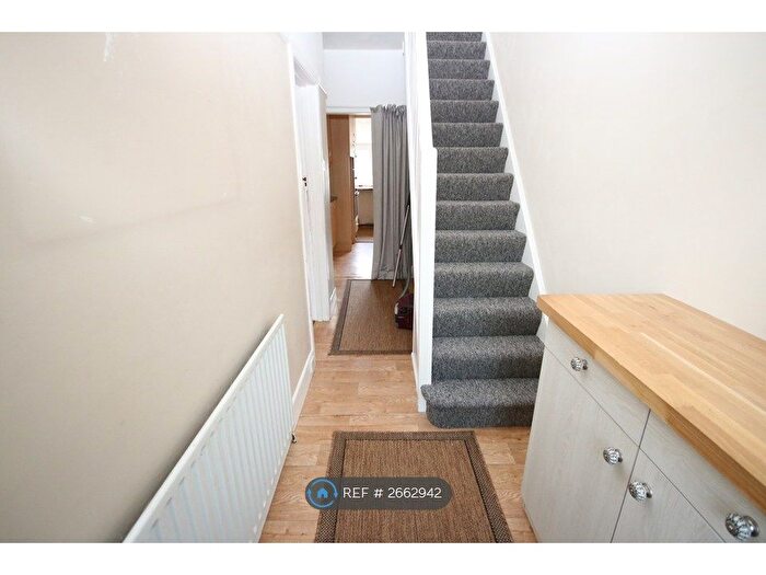 3 Bedroom Detached House To Rent In Sheringham Road, Poole, BH12