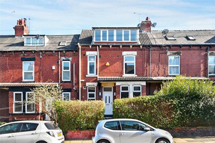 4 Bedroom Terraced House To Rent In St. Ives Mount, Leeds, West Yorkshire, LS12