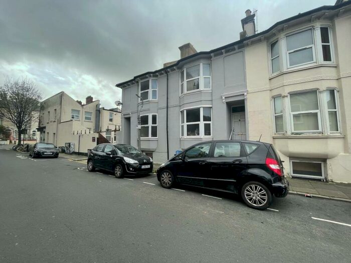 6 Bedroom Terraced House To Rent In Trinity Street, Brighton, East Sussex, BN2