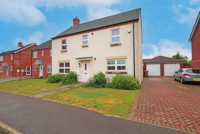 4 Bedroom Detached House For Sale In De Montfort Gardens, PE21