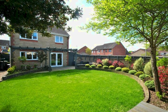 4 Bedroom Detached House For Sale In Gower Road, Shaftesbury, Dorset, SP7