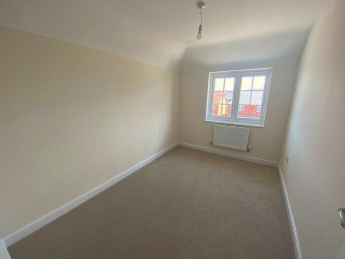 4 Bedroom House To Rent In Gilder Way, Ledsham Village, CH66