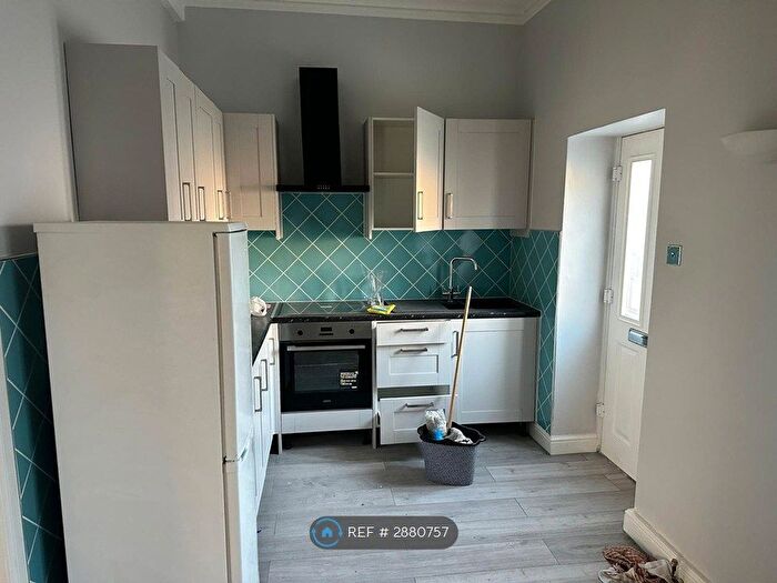 2 Bedroom Detached House To Rent In Bell Street, Wednesbury, WS10