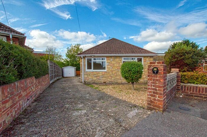 3 Bedroom Detached Bungalow For Sale In Severn Way, West End, Hampshire, SO30
