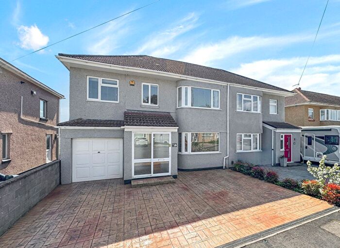 4 Bedroom Semi Detached House For Sale In Bush Avenue, Little Stoke, Bristol, BS34