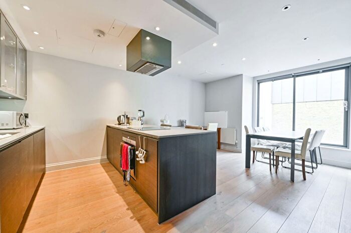 2 Bedroom Flat To Rent In Gray's Inn Road, Bloomsbury, London, WC1X
