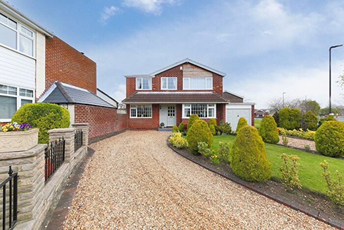 4 Bedroom Detached House For Sale In Milfield Avenue, Wallsend, NE28