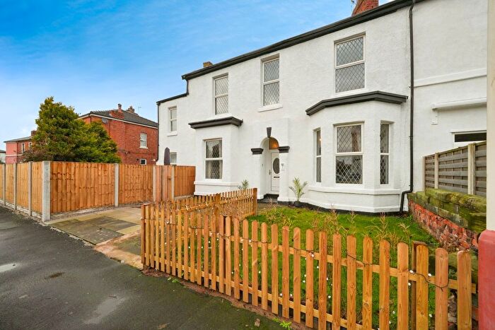 3 Bedroom Semi-Detached House For Sale In Claremont Road, Southport, Merseyside, PR8