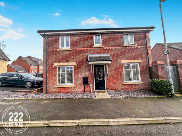 3 Bedroom End Of Terrace House To Rent In Stancliffe Drive Swinton Pendlebury Manchester, M27