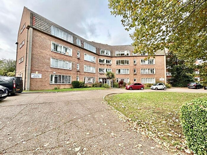 1 Bedroom Apartment To Rent In Willesden Lane, London, NW6