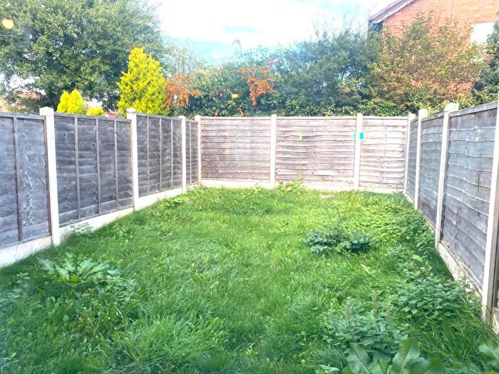 1 Bedroom Terraced House To Rent In Bird Street, Wigan, WN2