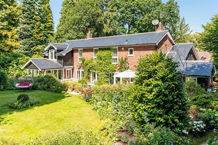 4 Bedroom Detached House For Sale In Lanercost Close, Welwyn, AL6