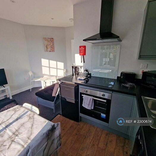 1 Bedroom Flat To Rent In Riverside Road, Norwich, NR1