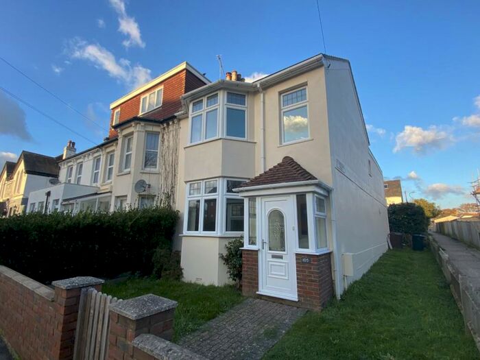 5 Bedroom House To Rent In Station Road, Polgate, BN26