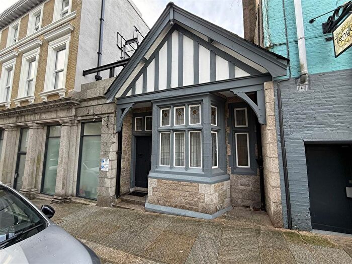 1 Bedroom Detached House To Rent In Church Street, St. Austell, PL25