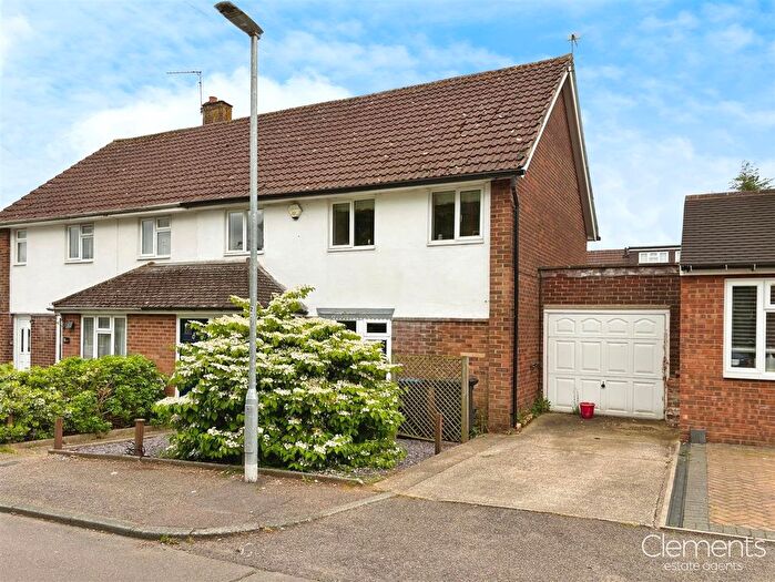 3 Bedroom Semi-Detached House For Sale In Polehanger Lane, Hemel Hempstead, HP1