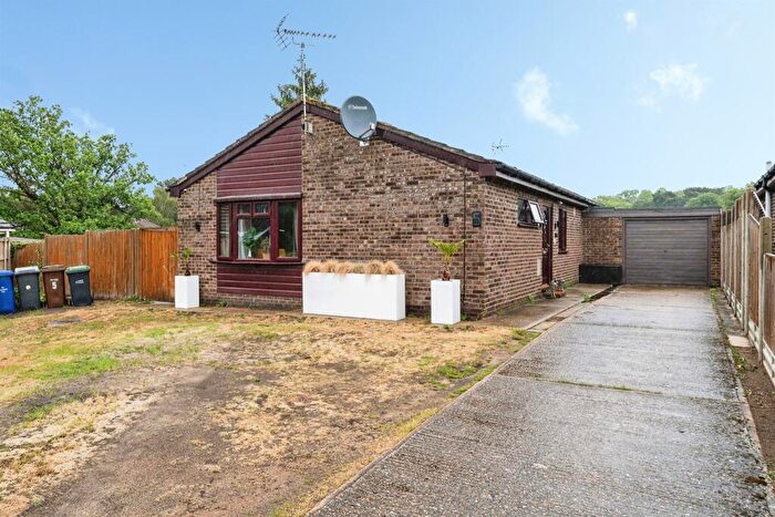 3 Bedroom Detached Bungalow For Sale In Stuart Close, Brandon, IP27