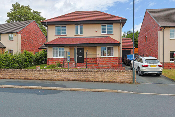 4 Bedroom Detached House For Sale In Pomegranate Road, Newbold, Chesterfield, S41