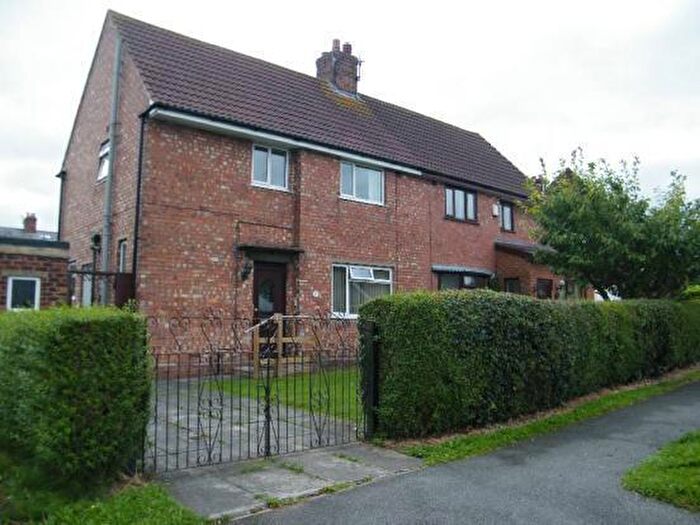 3 Bedroom Semi-Detached House To Rent In Dunkirk Avenue, Winsford, CW7