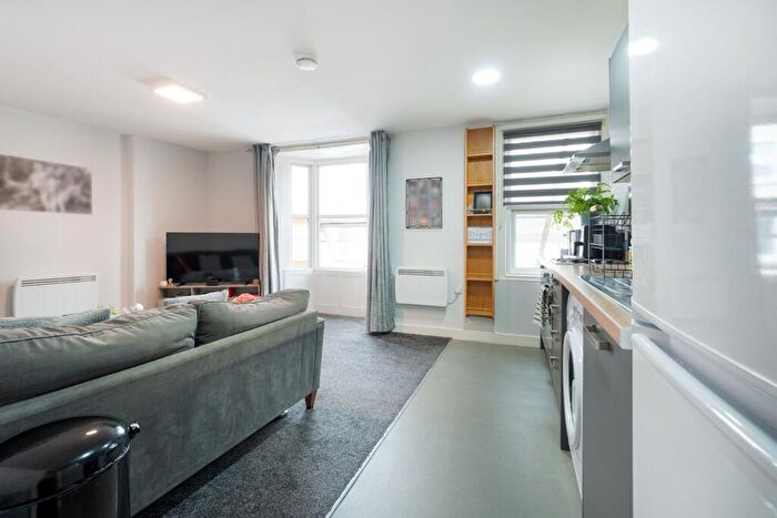 1 Bedroom Apartment For Sale In Northdown Road, Margate, CT9