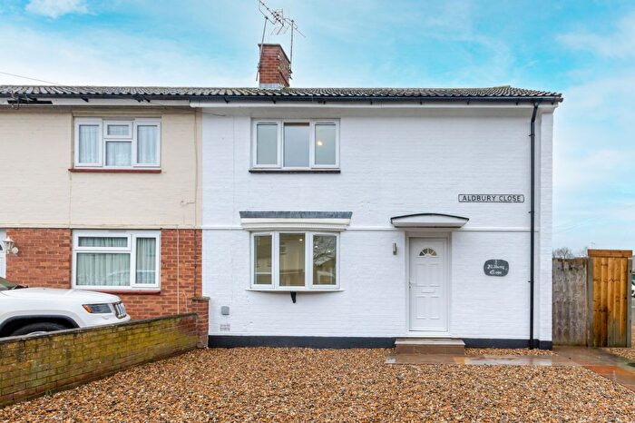 3 Bedroom End Terrace House For Sale In Aldbury Close, Watford, WD25