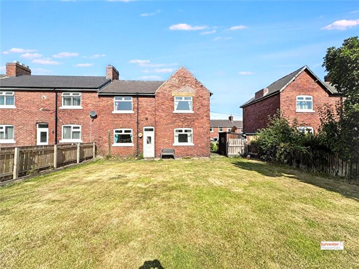 3 Bedroom End Of Terrace House For Sale In Pemberton Terrace South, Craghead, Stanley, County Durham, DH9