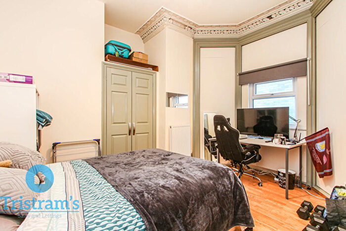10 Bedroom Semi-Detached House To Rent In Talbot Street, Nottingham, NG1