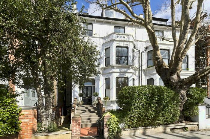 2 Bedroom Flat To Rent In St. Quintin Avenue, London, W10