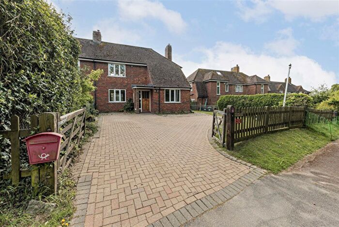 3 Bedroom Semi-Detached House For Sale In Crocken Hill Road, Egerton, TN27