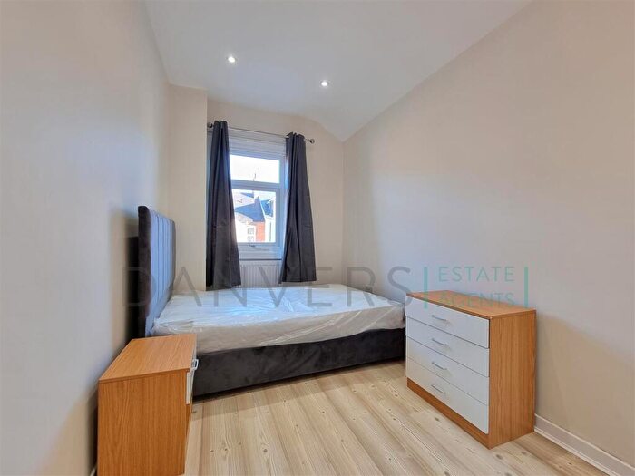 4 Bedroom Terraced House To Rent In Ullswater Street, Leicester, LE2