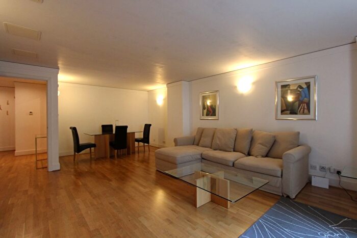 1 Bedroom Flat To Rent In Victoria Street, Westminster, SW1H