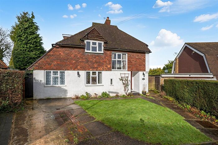 4 Bedroom Detached House For Sale In Orchard Close, Banstead, SM7
