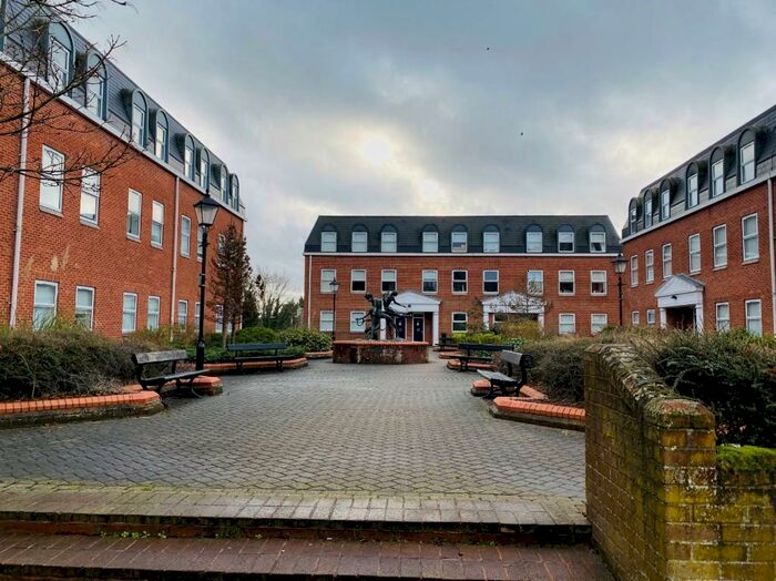 1 Bedroom Apartment To Rent In London Road, Camberley, Surrey, GU15