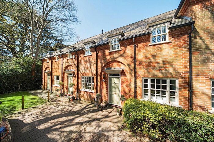 2 Bedroom Terraced House For Sale In Mulberry Close, Watford, WD17