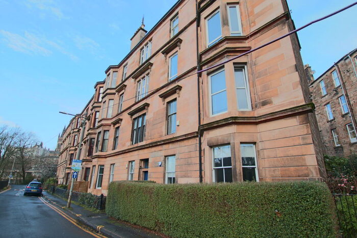 3 Bedroom Flat To Rent In Westbank Quadrant, Hillhead, G12