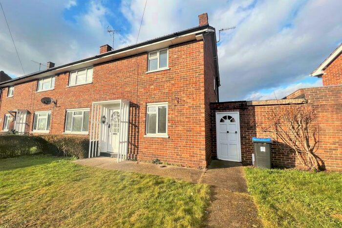 3 Bedroom Semi-Detached House To Rent In Old Woking, Woking, GU22