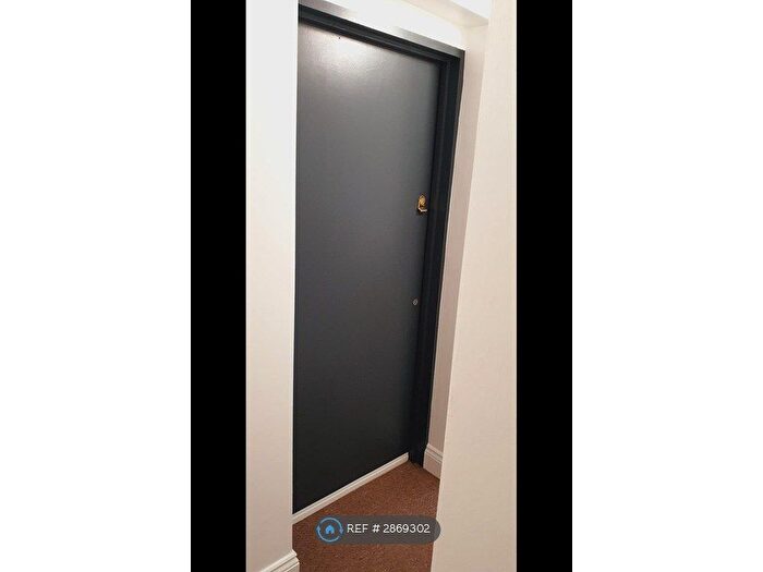 1 Bedroom Flat To Rent In High Road, Dagenham, RM6