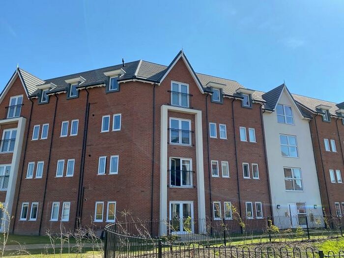 2 Bedroom Ground Flat To Rent In Maplebeck Drive, Southport., PR8