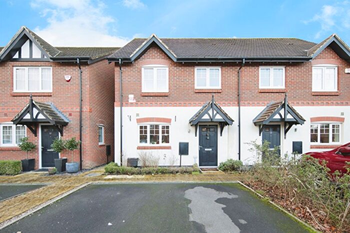 3 Bedroom Semi Detached House For Sale In Meer Stones Road, Balsall Common, Coventry, CV7