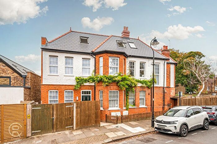 2 Bedroom Flat For Sale In Church Gardens, London, W5