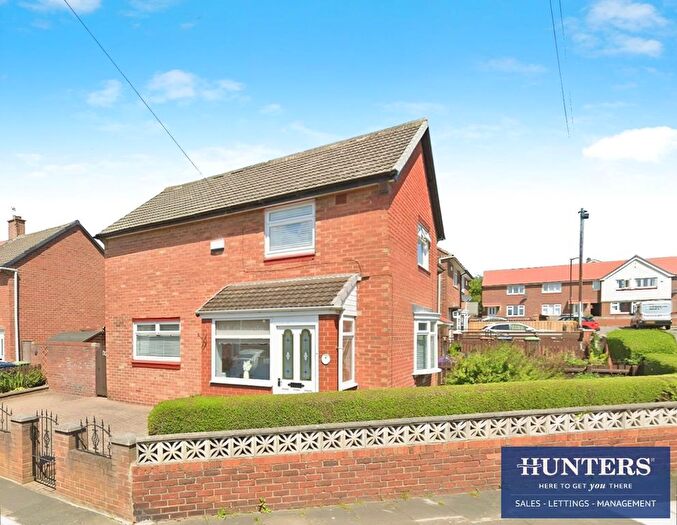 3 Bedroom Semi-Detached House For Sale In Lichfield Road, Southwick, Sunderland, SR5