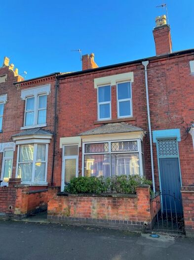 4 Bedroom Terraced House To Rent In Clarendon Park Road, Leicester, LE2
